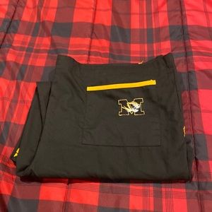 Mizzou logoed scrub pants